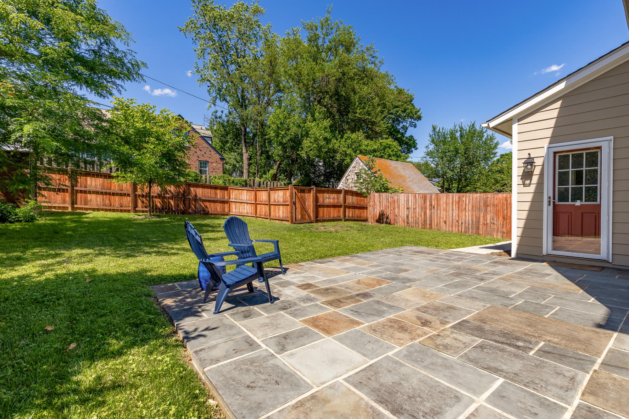 1219 FLORAL STREET NW