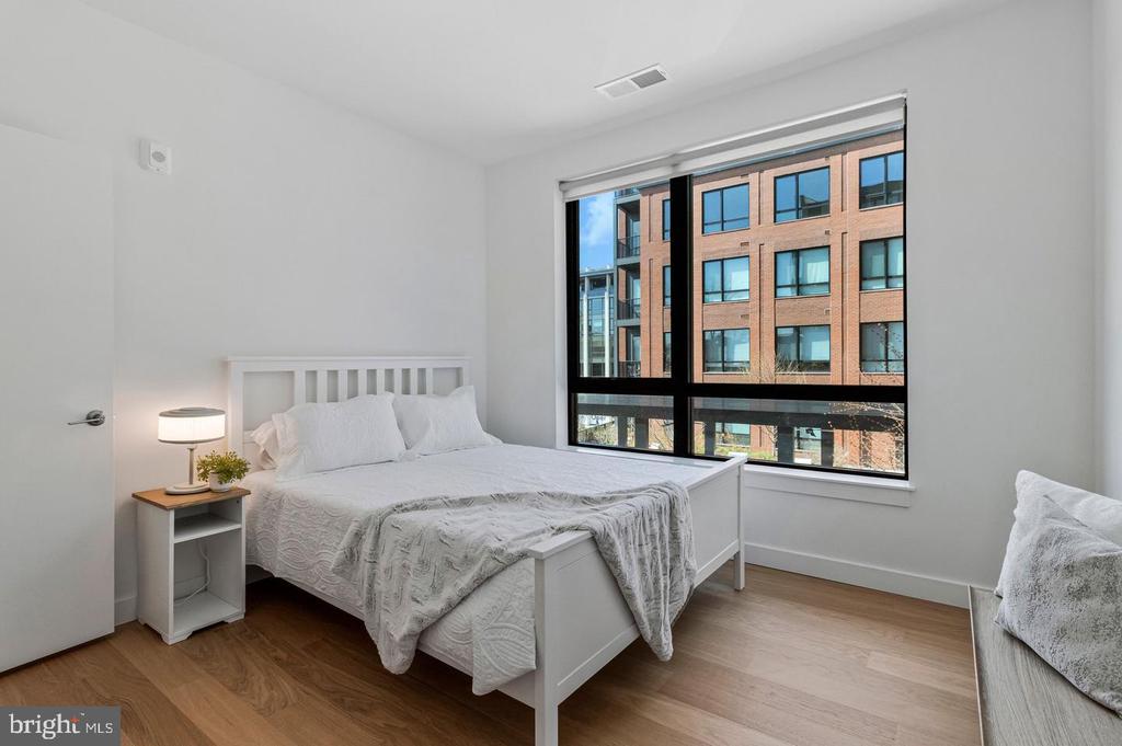 7175 12TH STREET NW Unit: 302