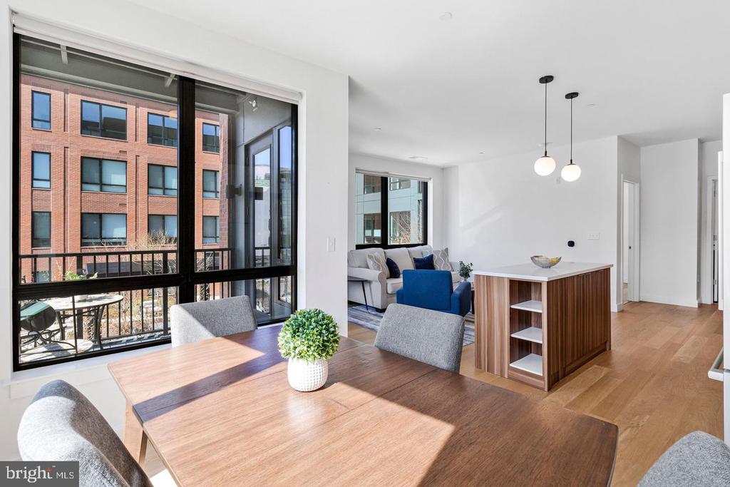 7175 12TH STREET NW Unit: 302