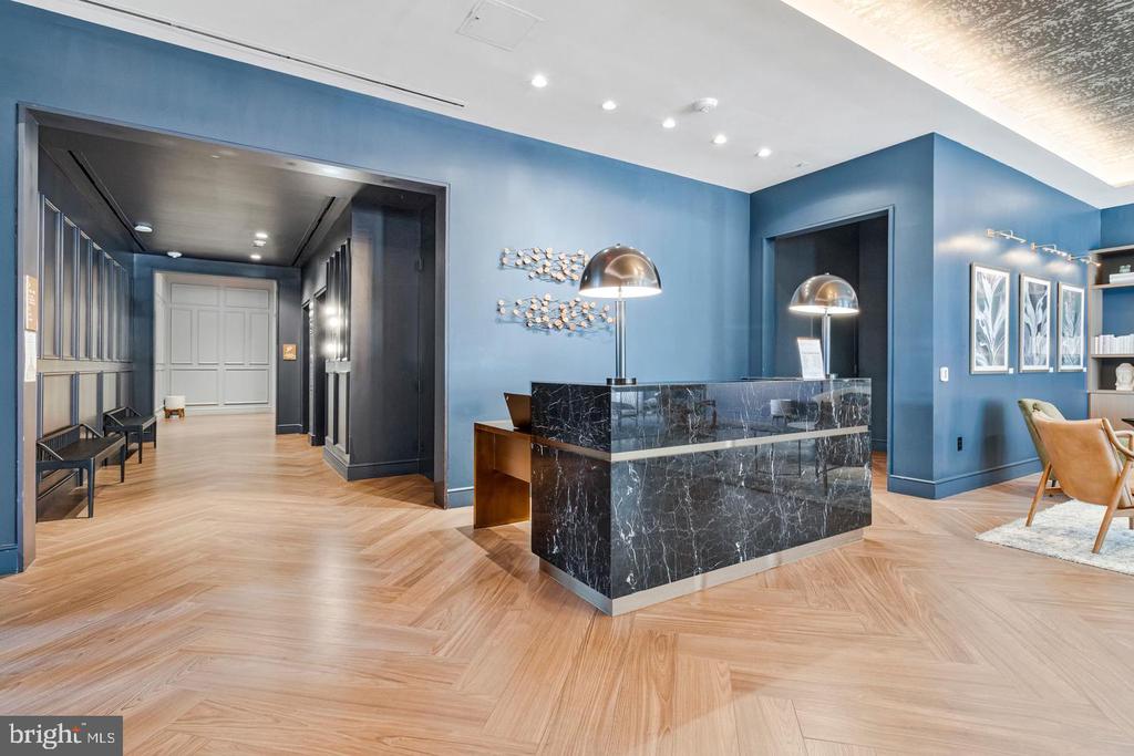 7175 12TH STREET NW Unit: 302
