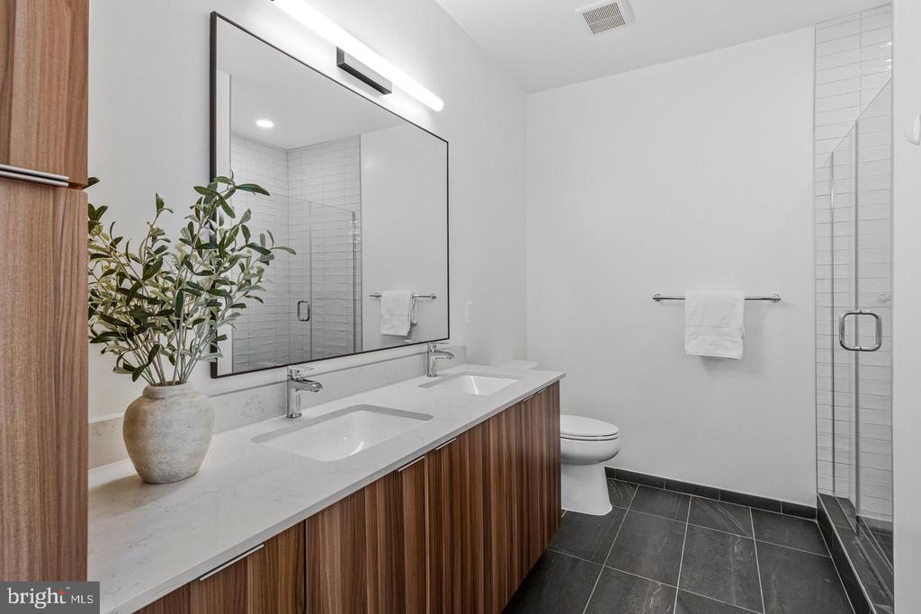 7175 12TH STREET NW Unit: 302