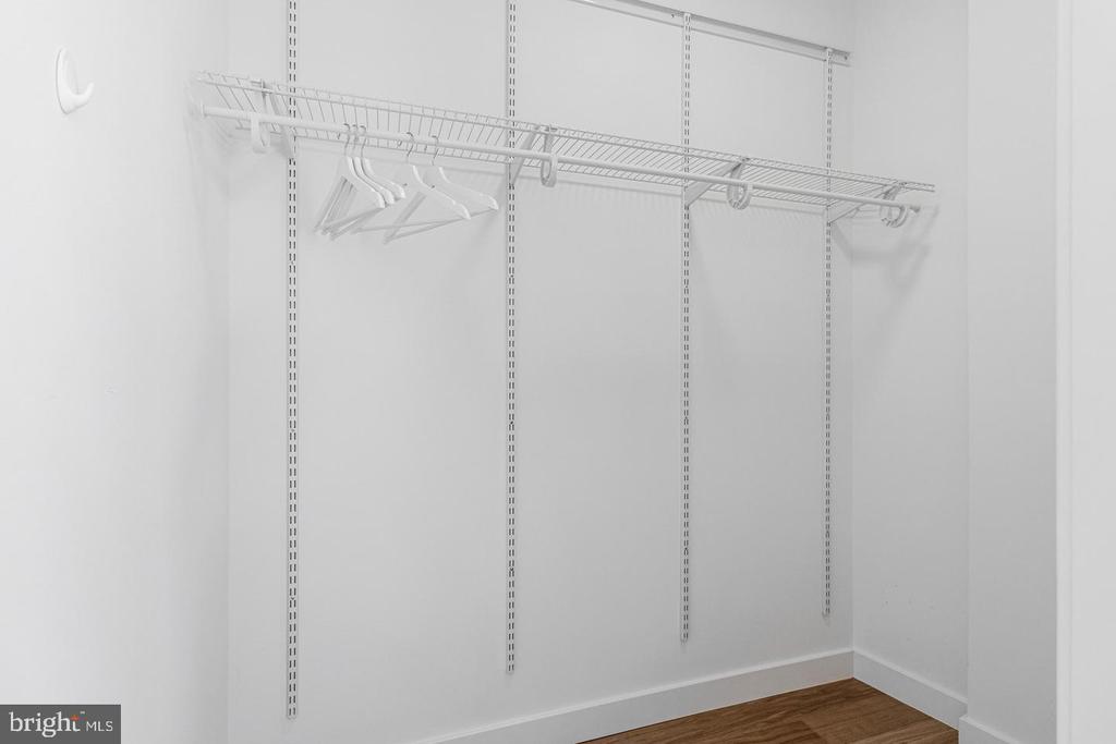 7175 12TH STREET NW Unit: 302
