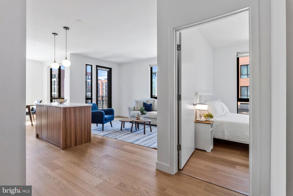 7175 12TH STREET NW Unit: 302