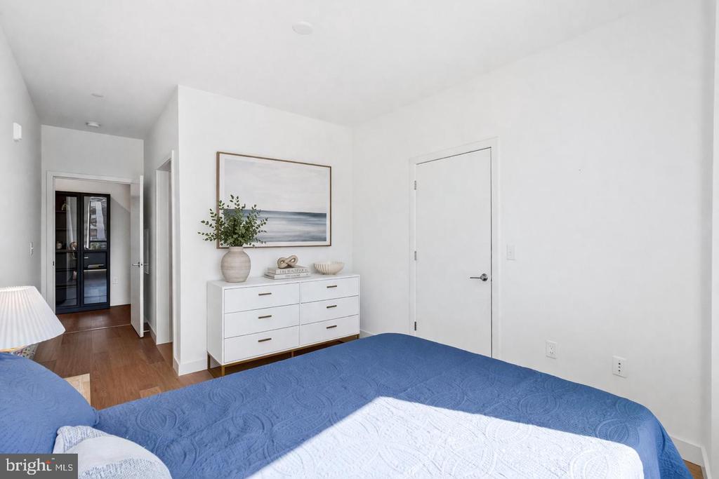 7175 12TH STREET NW Unit: 302