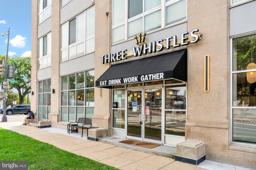 5754 NW COLORADO AVENUE NW Unit: 301
