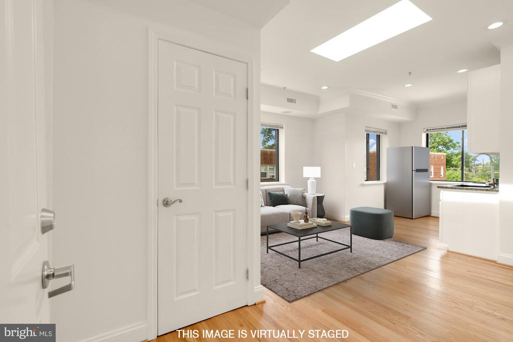5754 NW COLORADO AVENUE NW Unit: 301