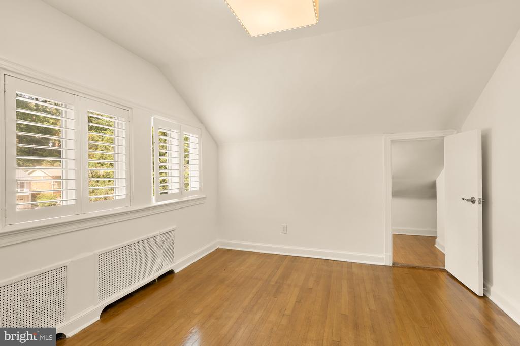4335 BLAGDEN AVENUE NW