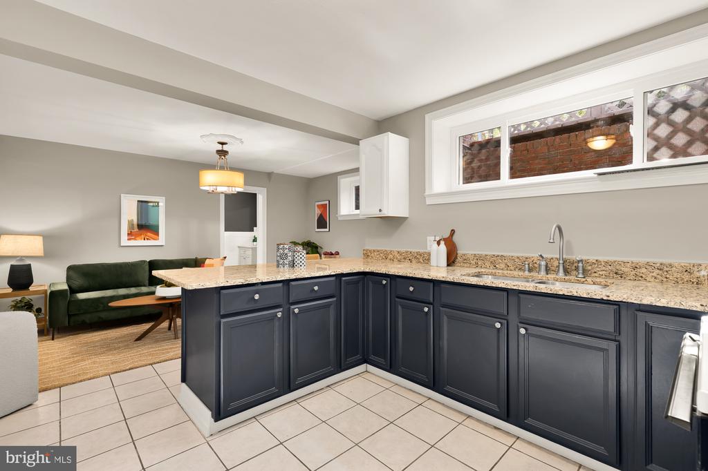 4335 BLAGDEN AVENUE NW