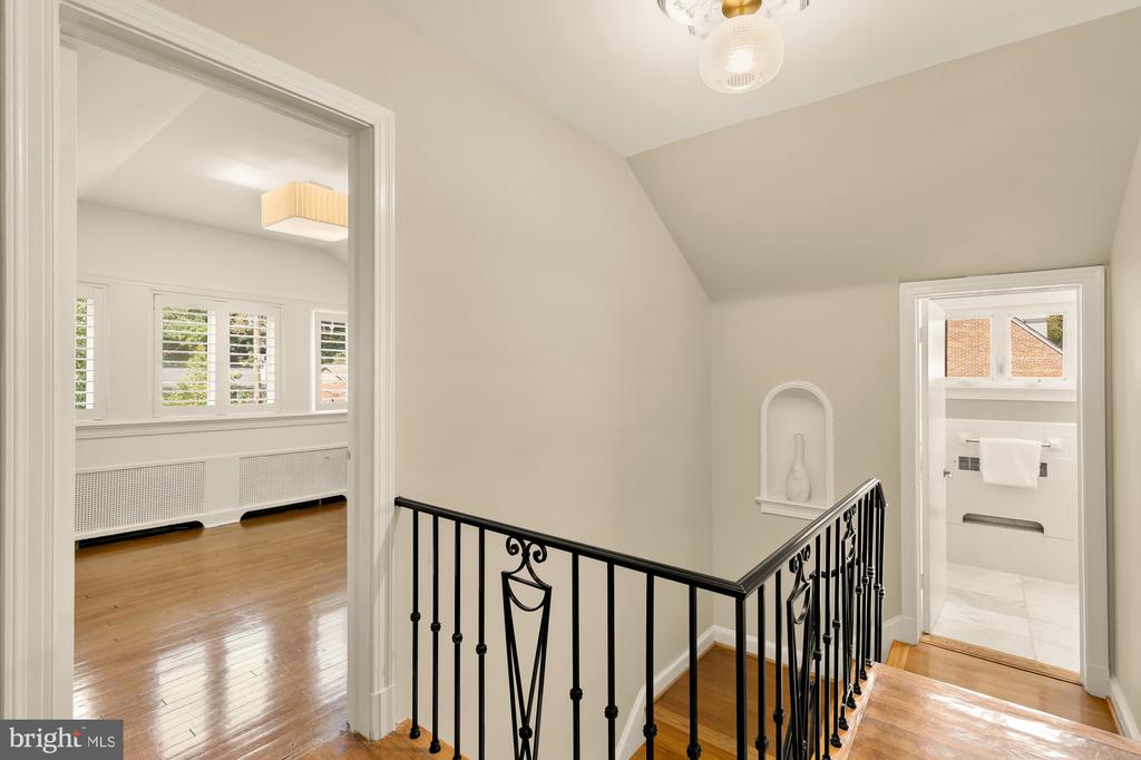 4335 BLAGDEN AVENUE NW