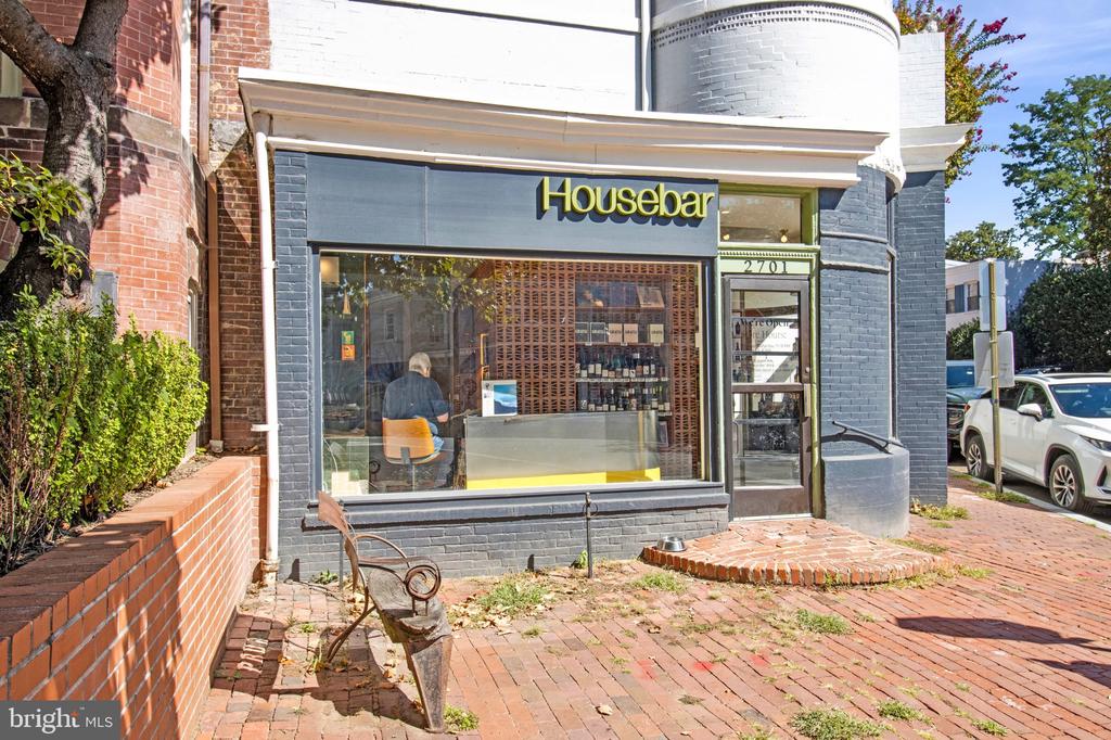 2527 Q STREET NW Unit: 110