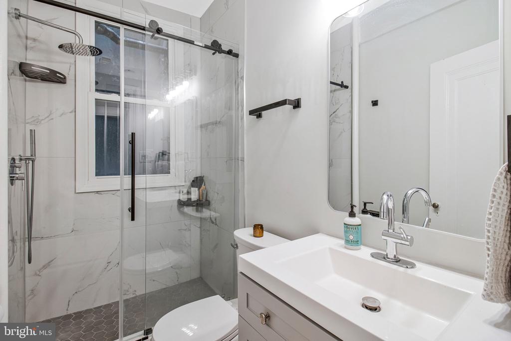 2527 Q STREET NW Unit: 110