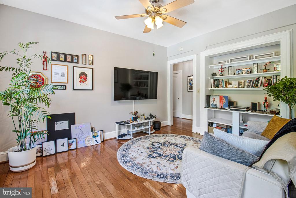 2527 Q STREET NW Unit: 108