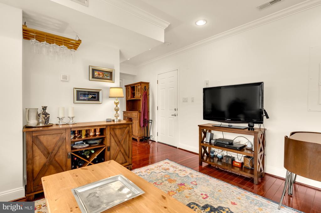 5754 COLORADO AVENUE NW Unit: 202