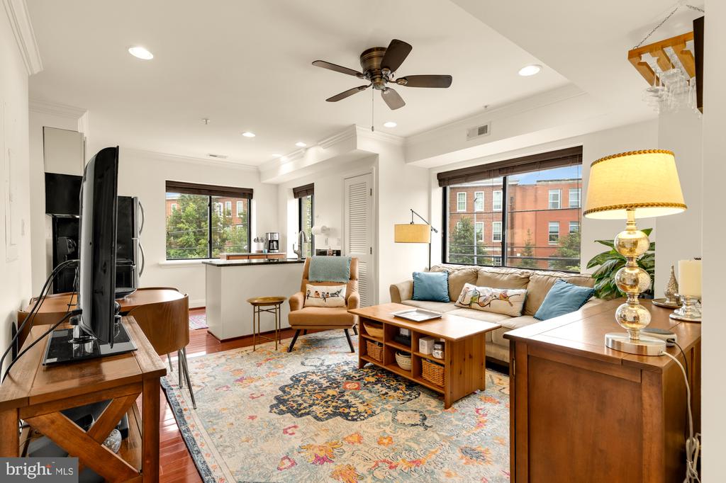 5754 COLORADO AVENUE NW Unit: 202