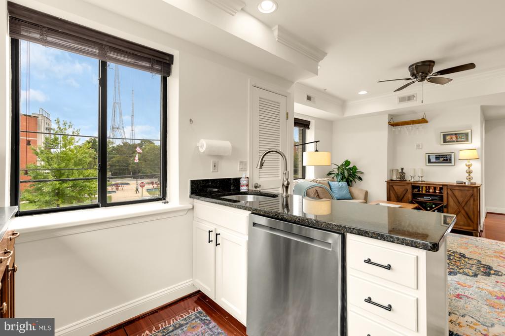 5754 COLORADO AVENUE NW Unit: 202
