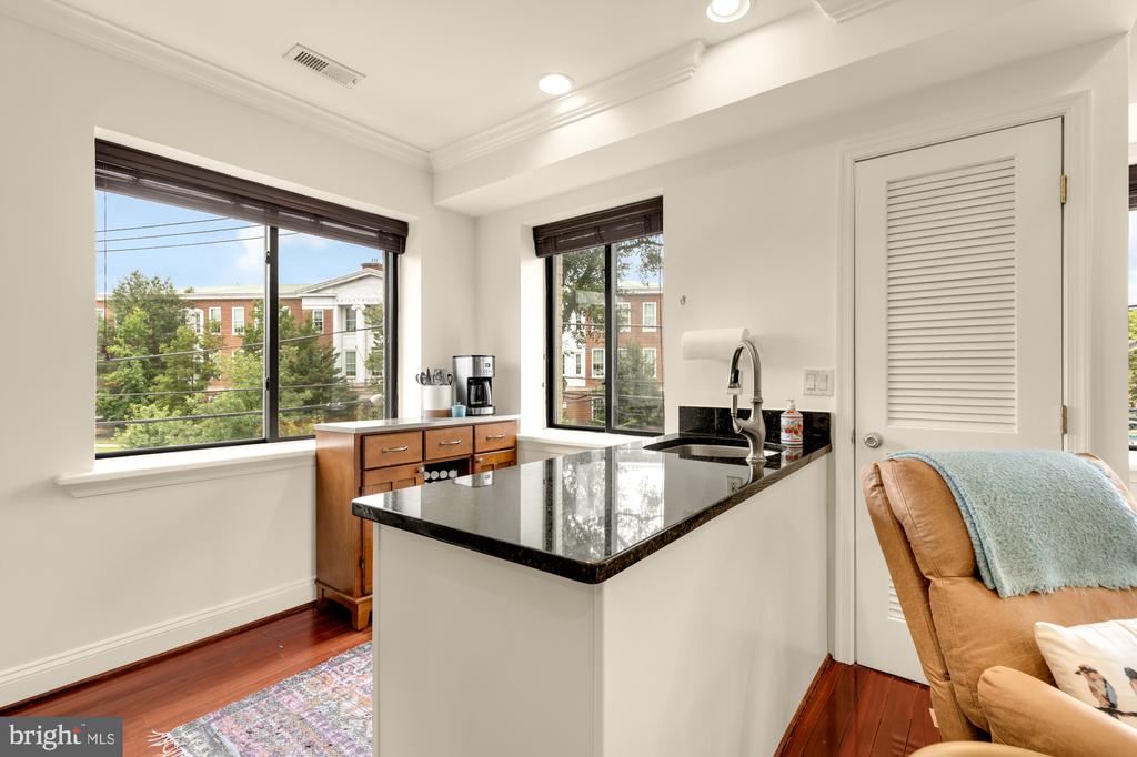 5754 COLORADO AVENUE NW Unit: 202