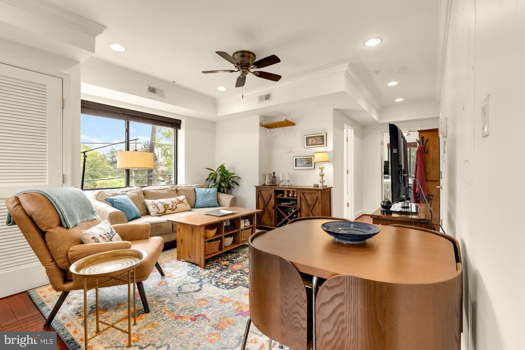 5754 COLORADO AVENUE NW Unit: 202