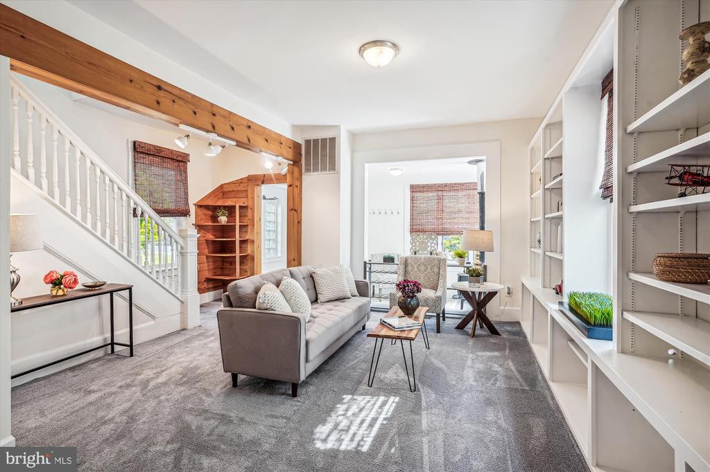 626 Ritchie Ave