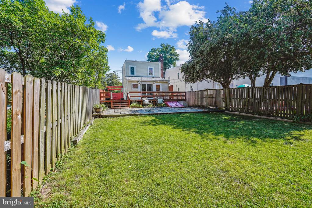 626 Ritchie Ave