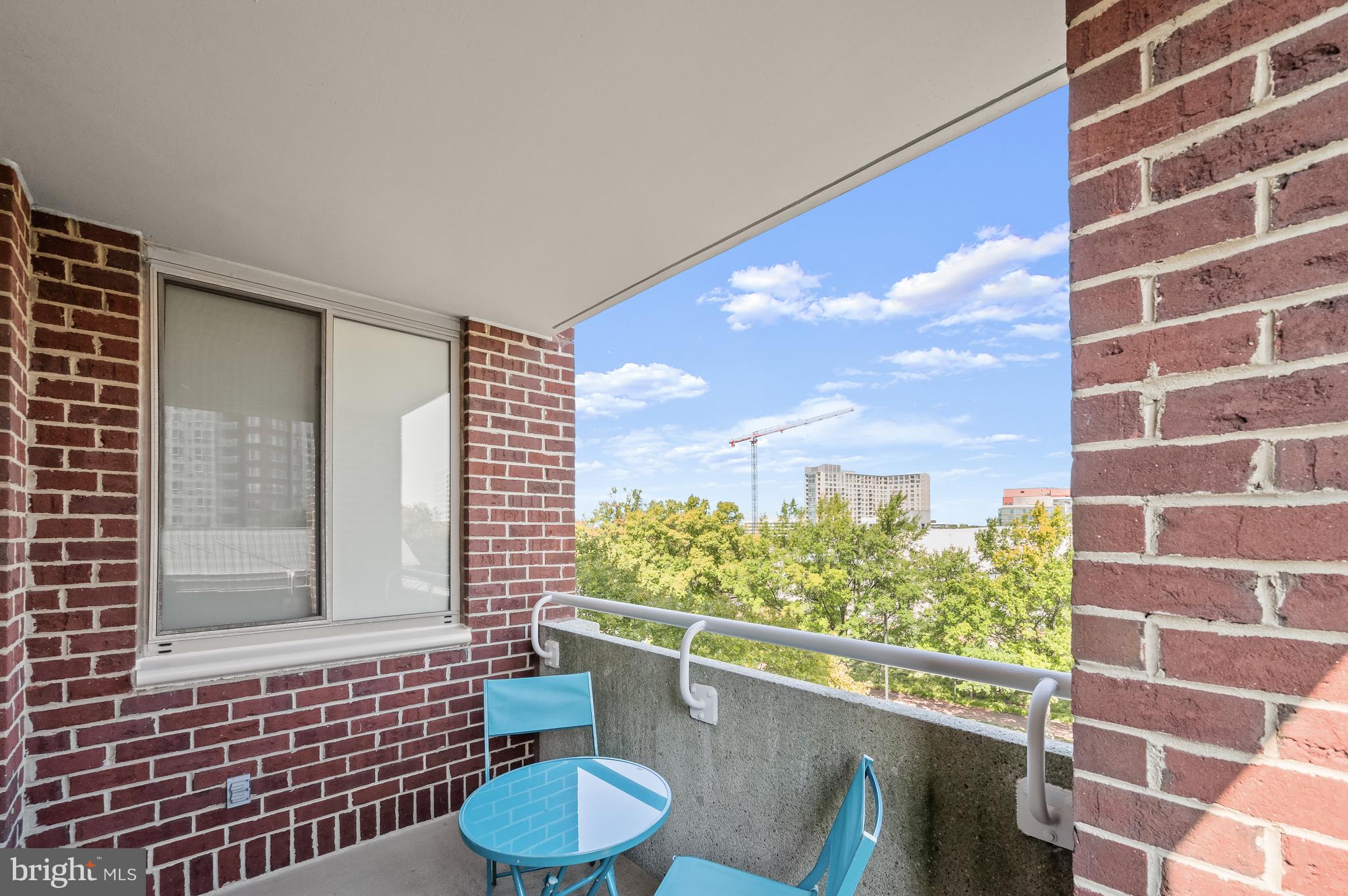 5809 Nicholson Ln #416