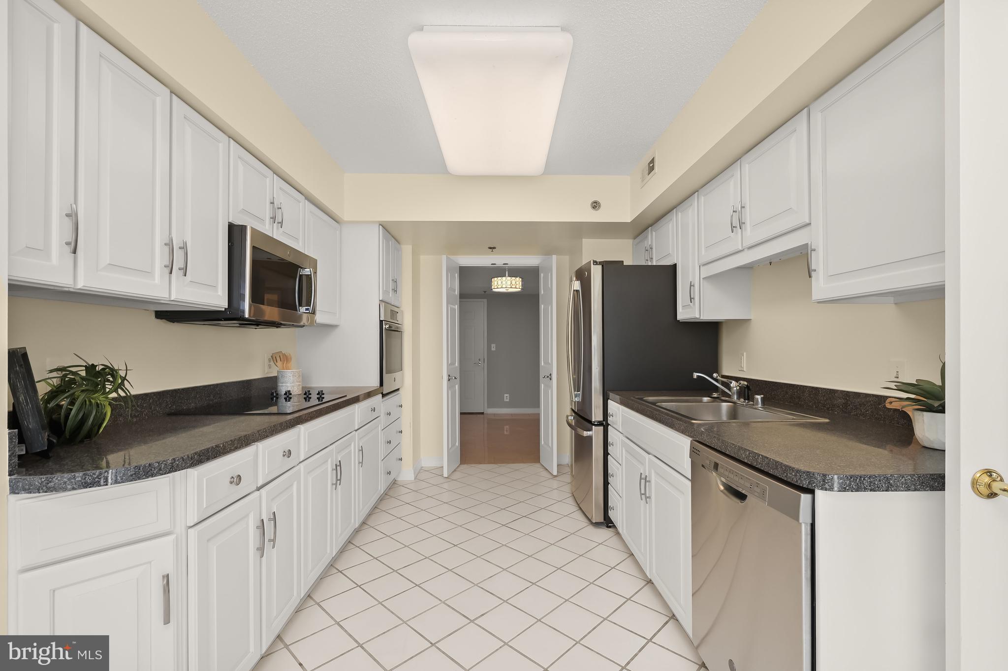 5809 Nicholson Ln #416