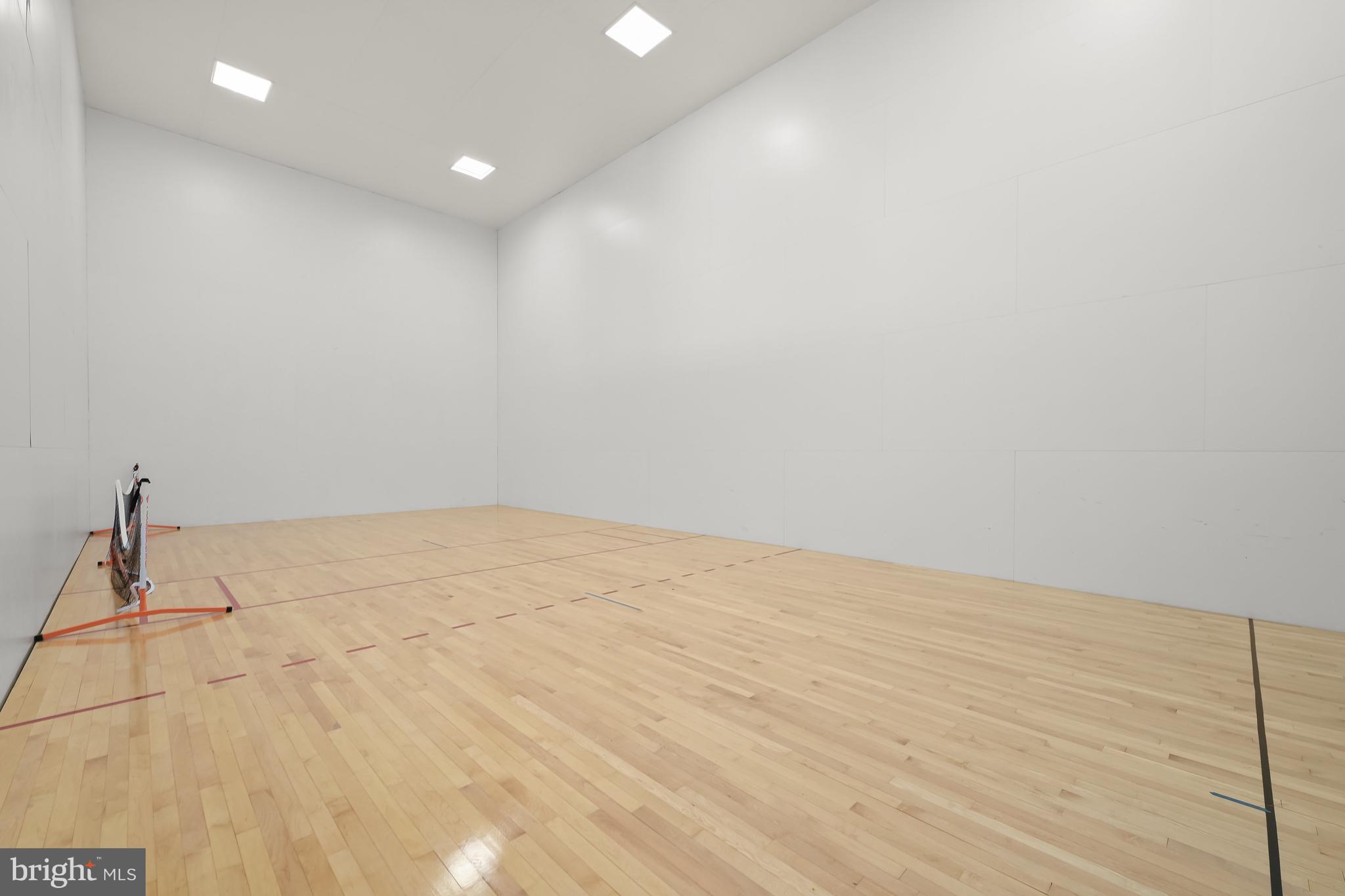 5809 Nicholson Ln #416