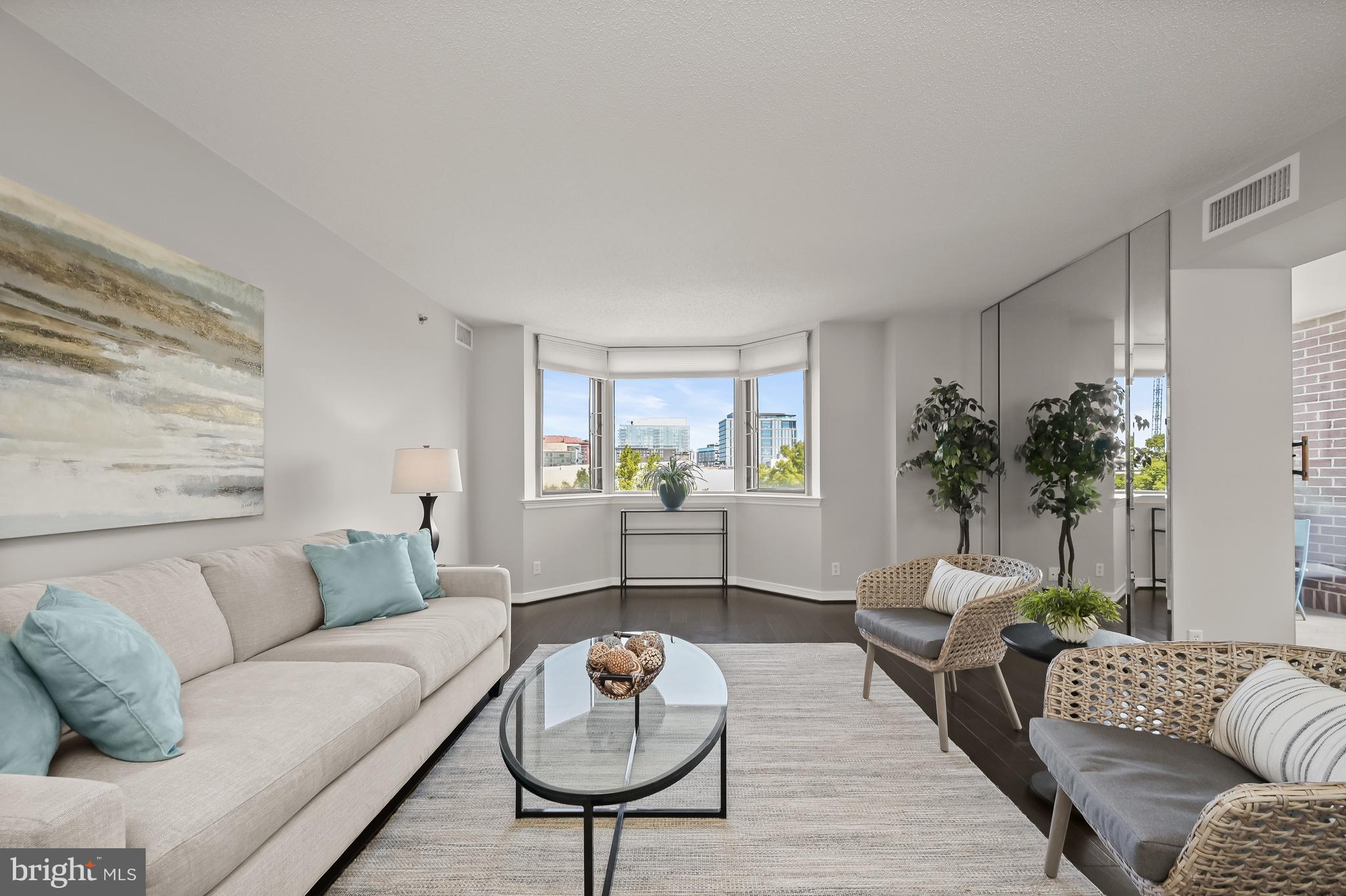 5809 Nicholson Ln #416