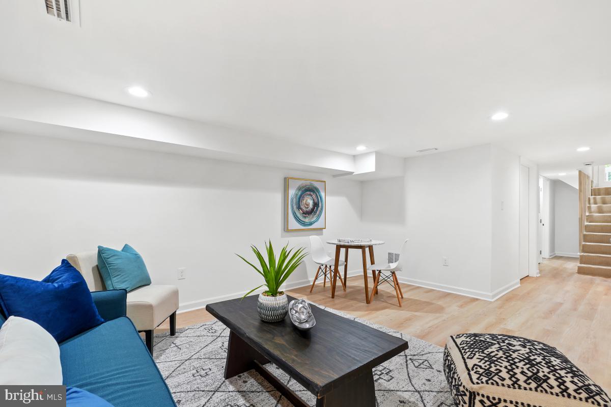 20 Parkside Rd