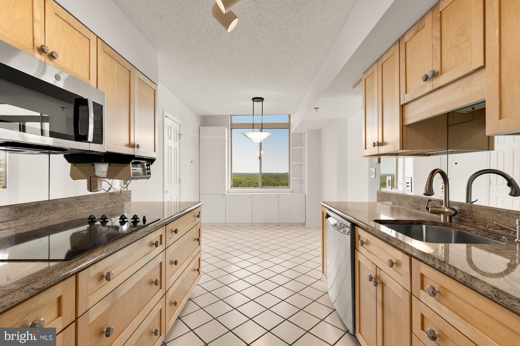5809 Nicholson #1511