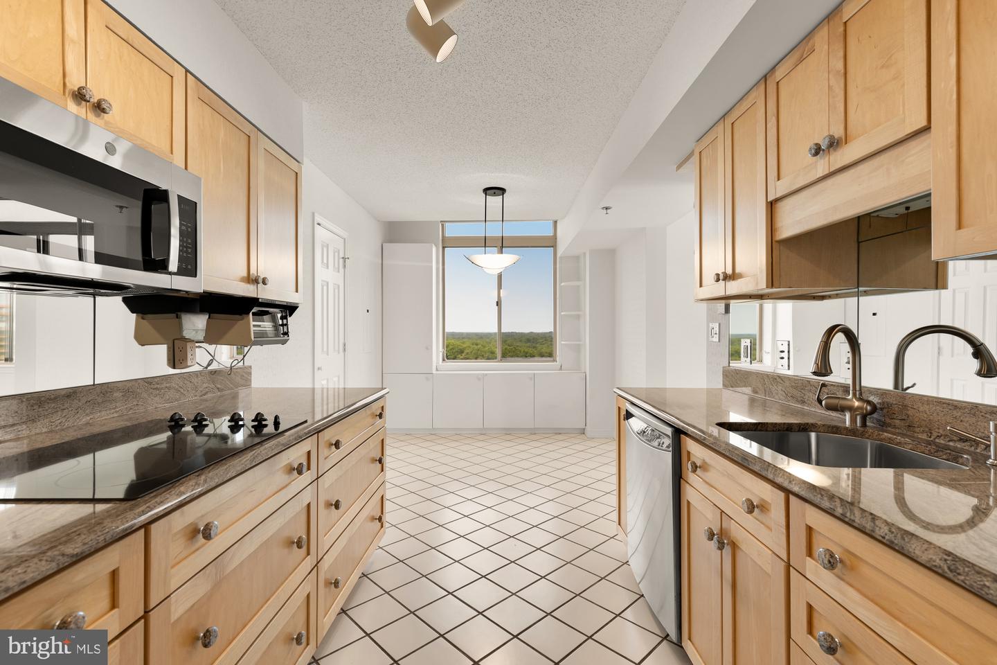 5809 Nicholson #1511