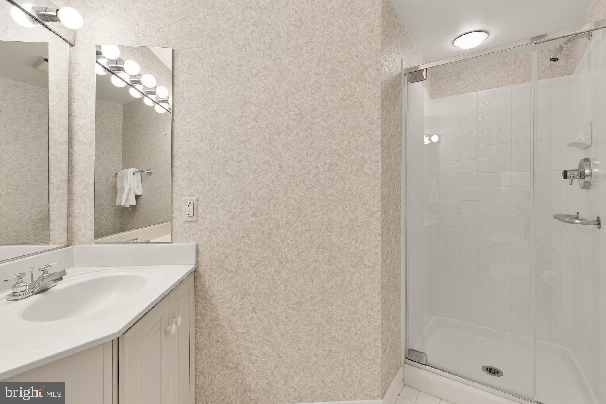 5809 Nicholson #1511