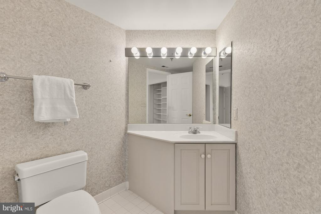 5809 Nicholson #1511