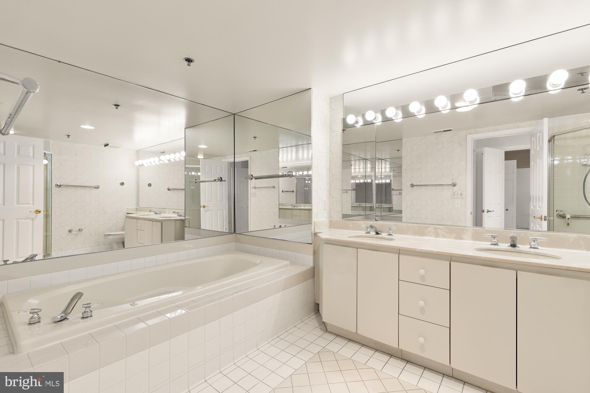 5809 Nicholson #1511