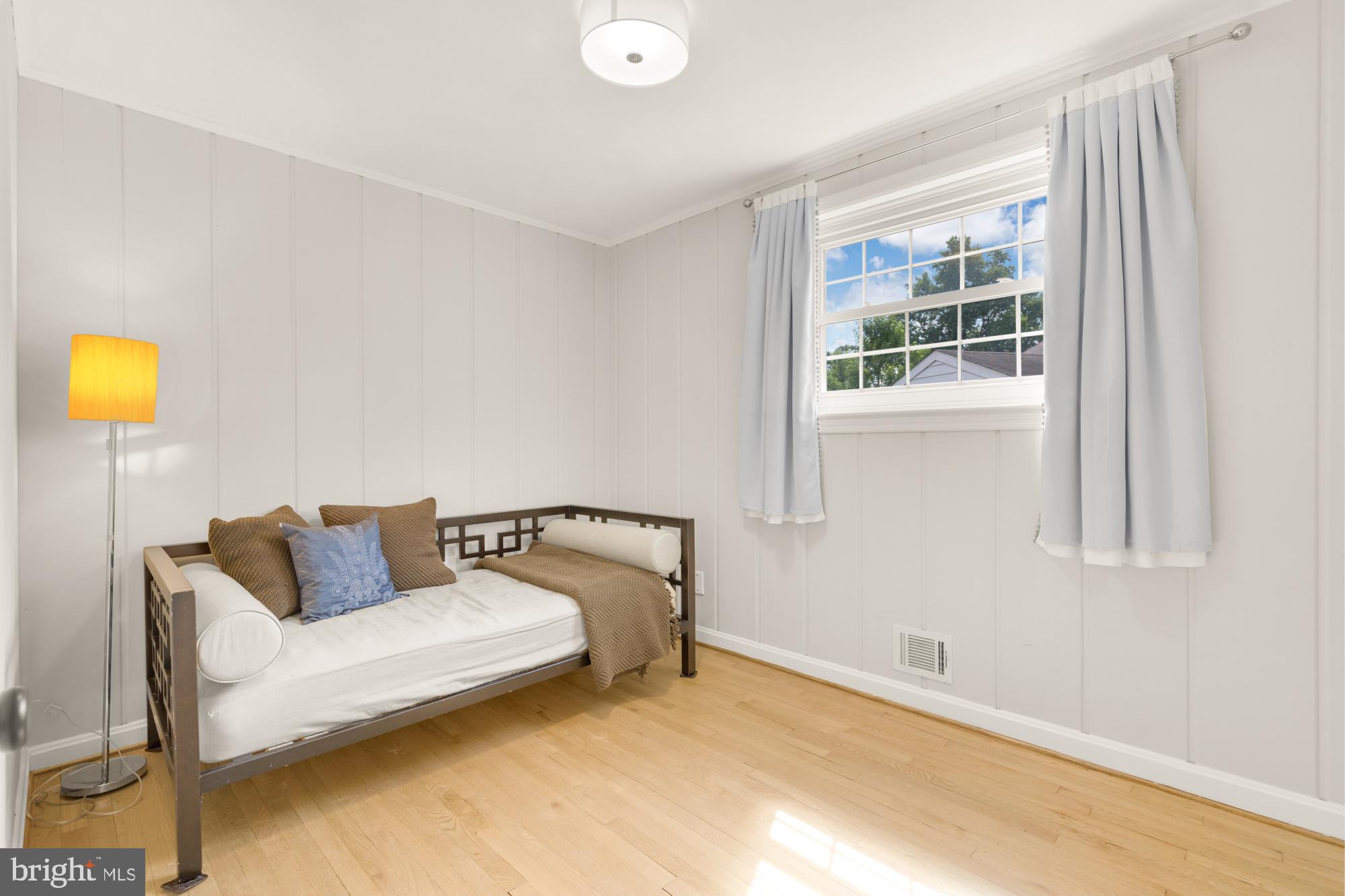 2611 ROSS ROAD