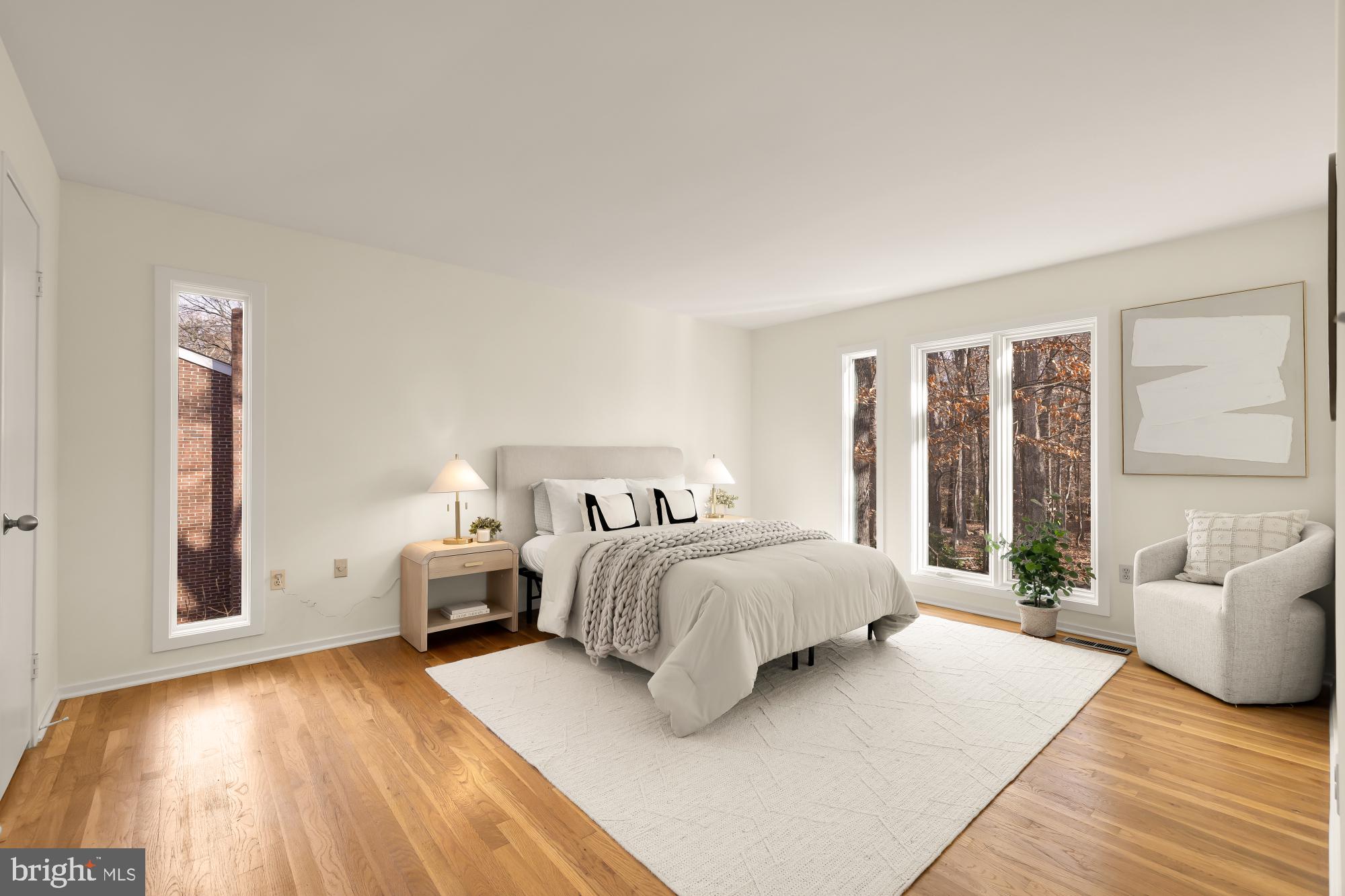 8809 HIDDEN HILL LANE