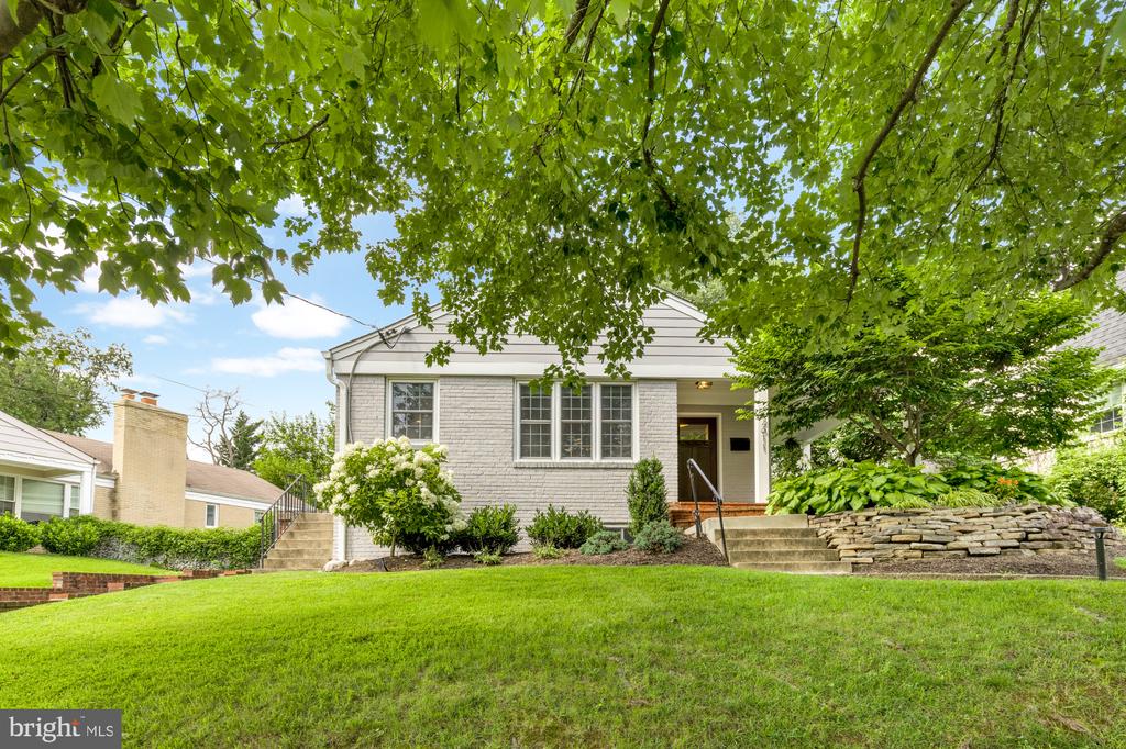2611 ROSS ROAD