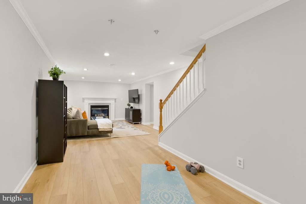 2611 ROSS ROAD