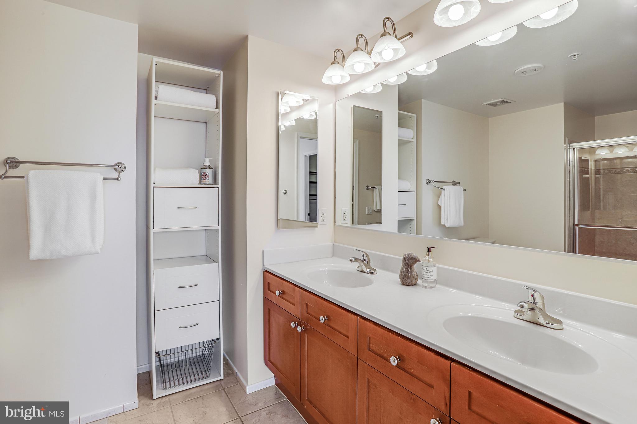 930 WAYNE AVENUE 1009