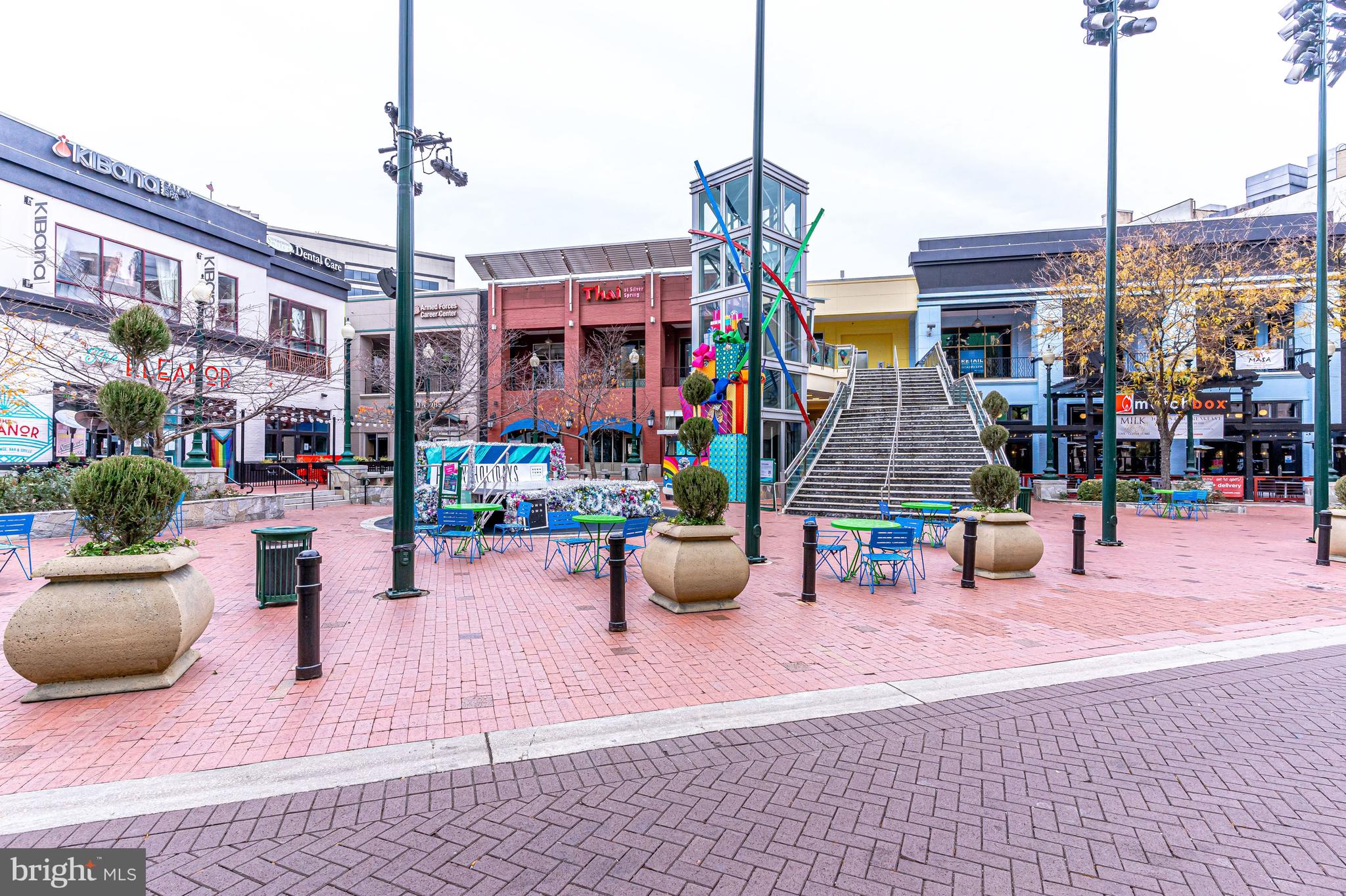 930 WAYNE AVENUE 1009