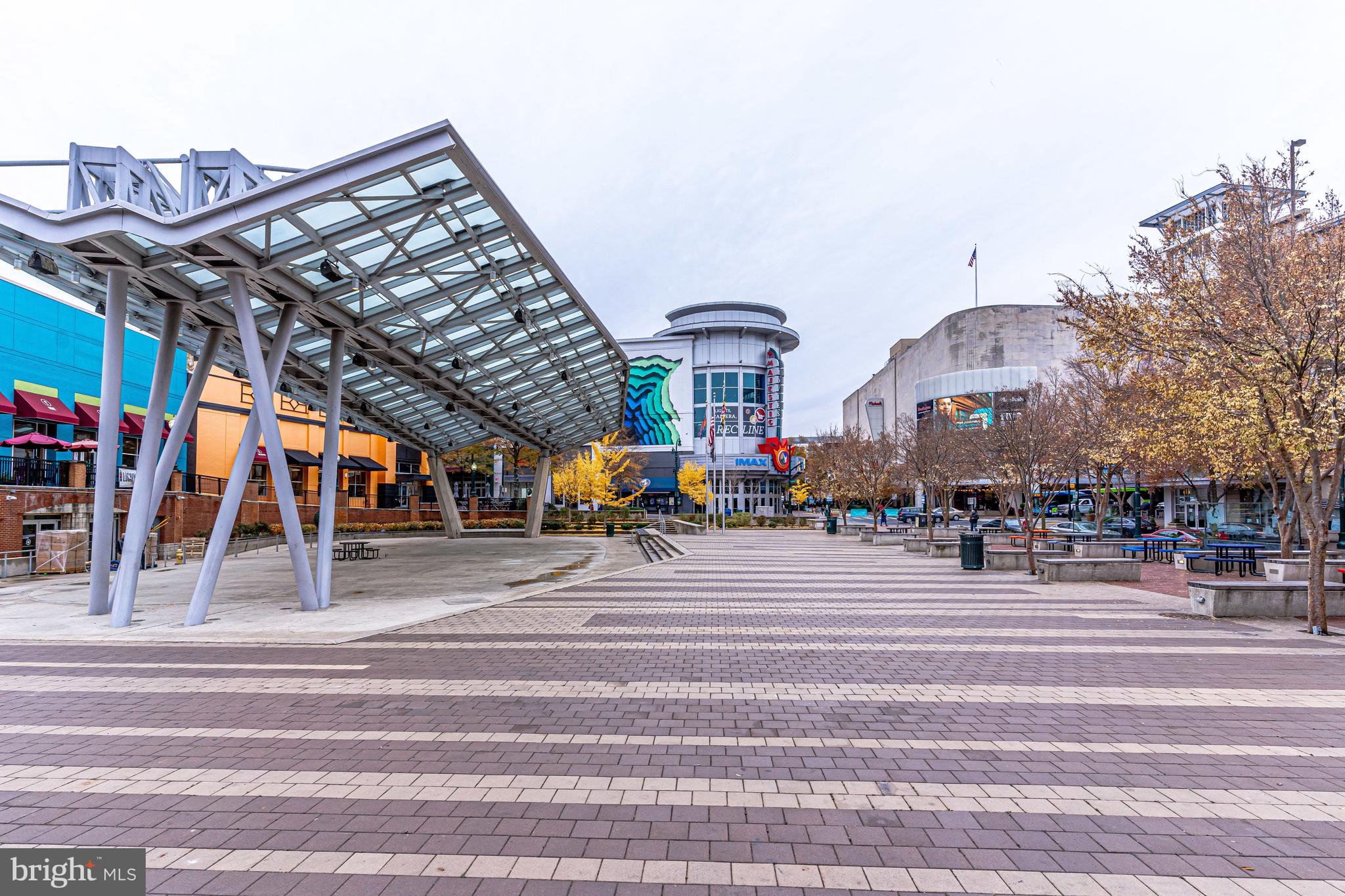 930 WAYNE AVENUE 1009