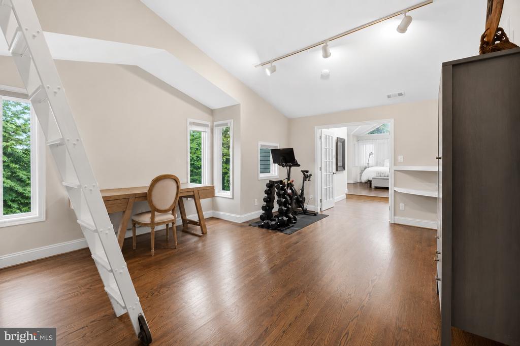 3504 TURNER LANE