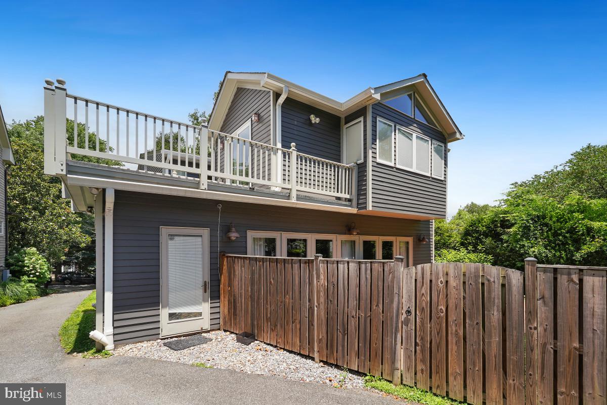 3504 TURNER LANE