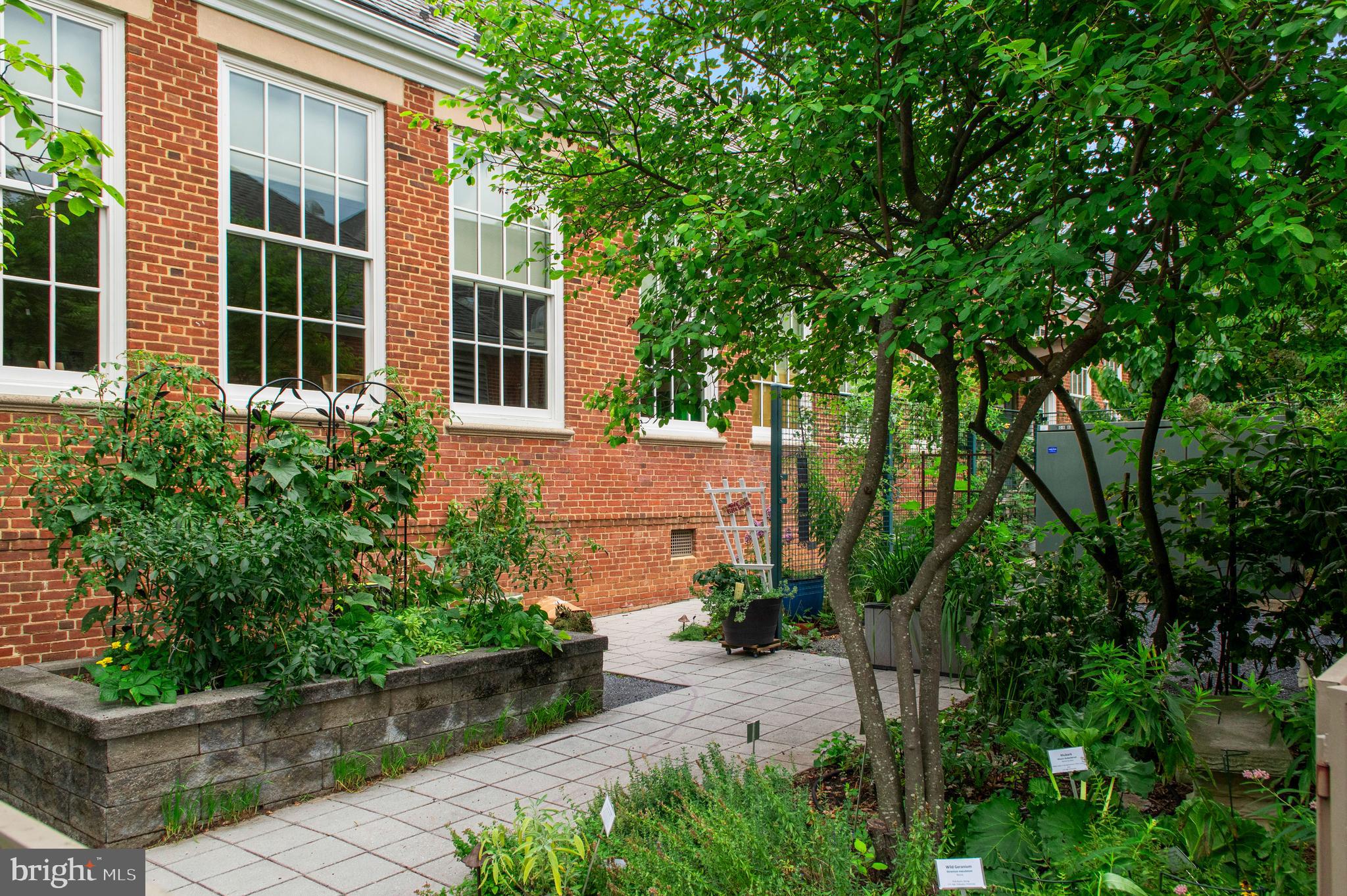 3251 S Stafford St #B2