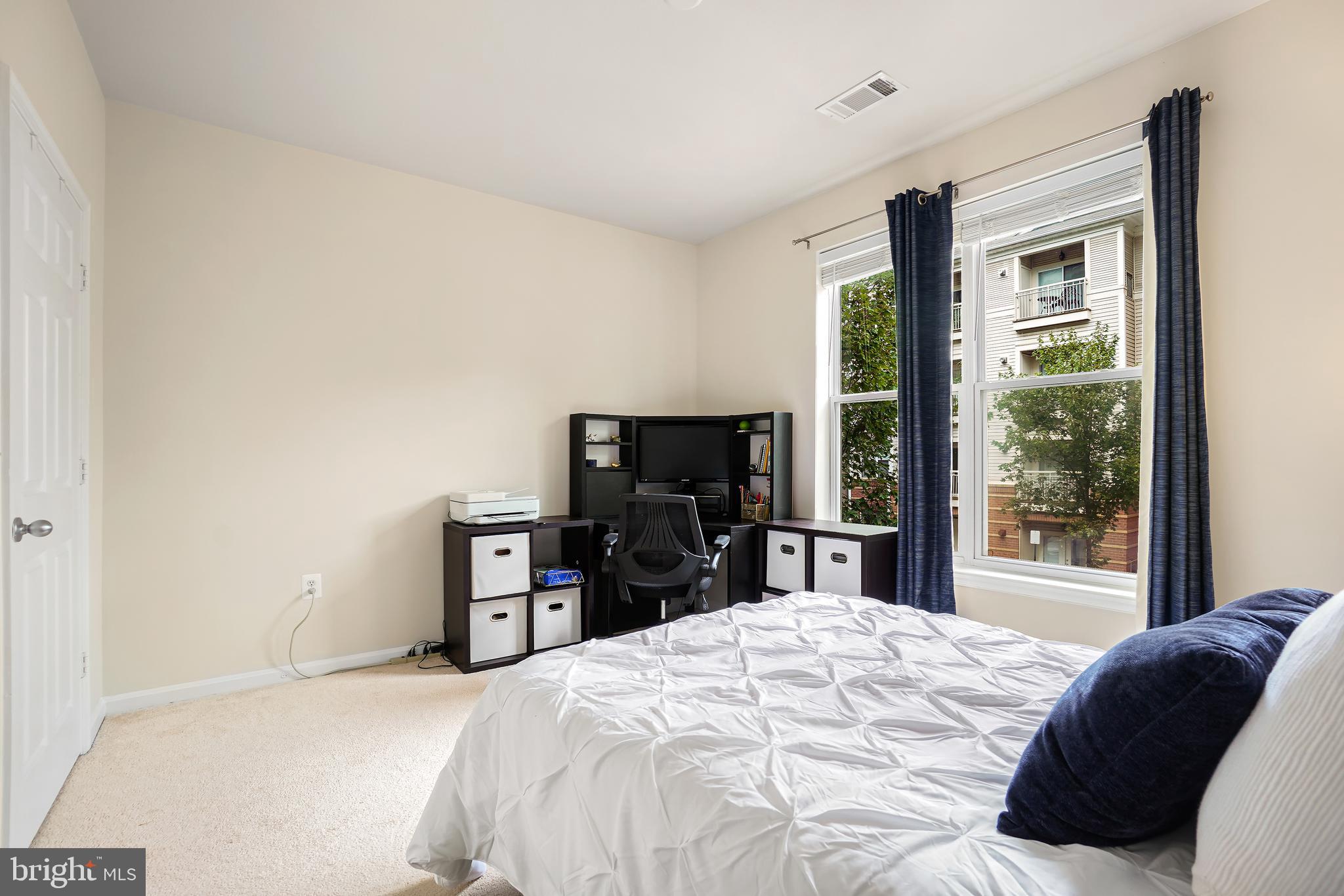 9486 VIRGINIA CENTER BOULEVARD Unit: 102