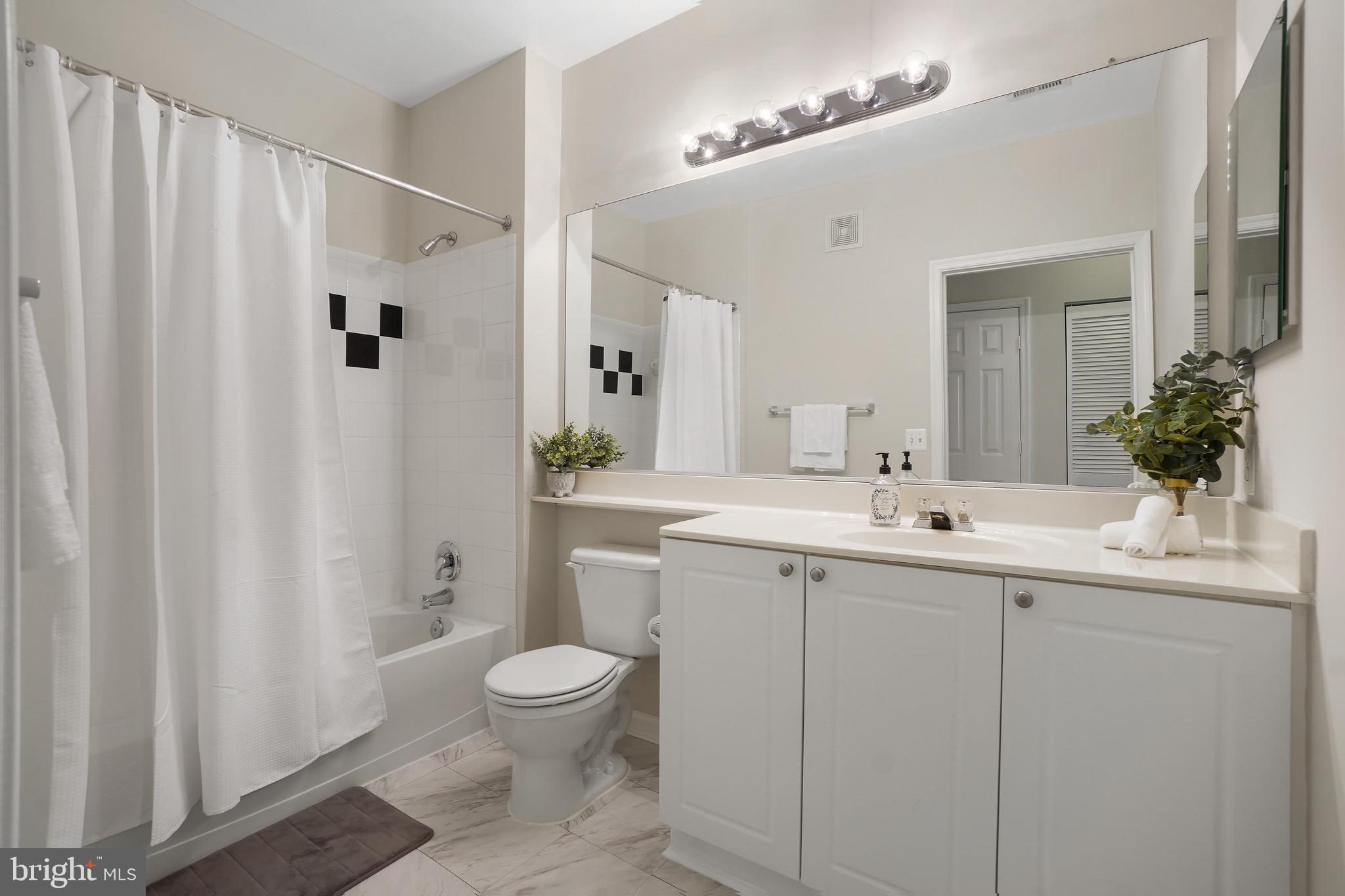 9486 VIRGINIA CENTER BOULEVARD Unit: 102