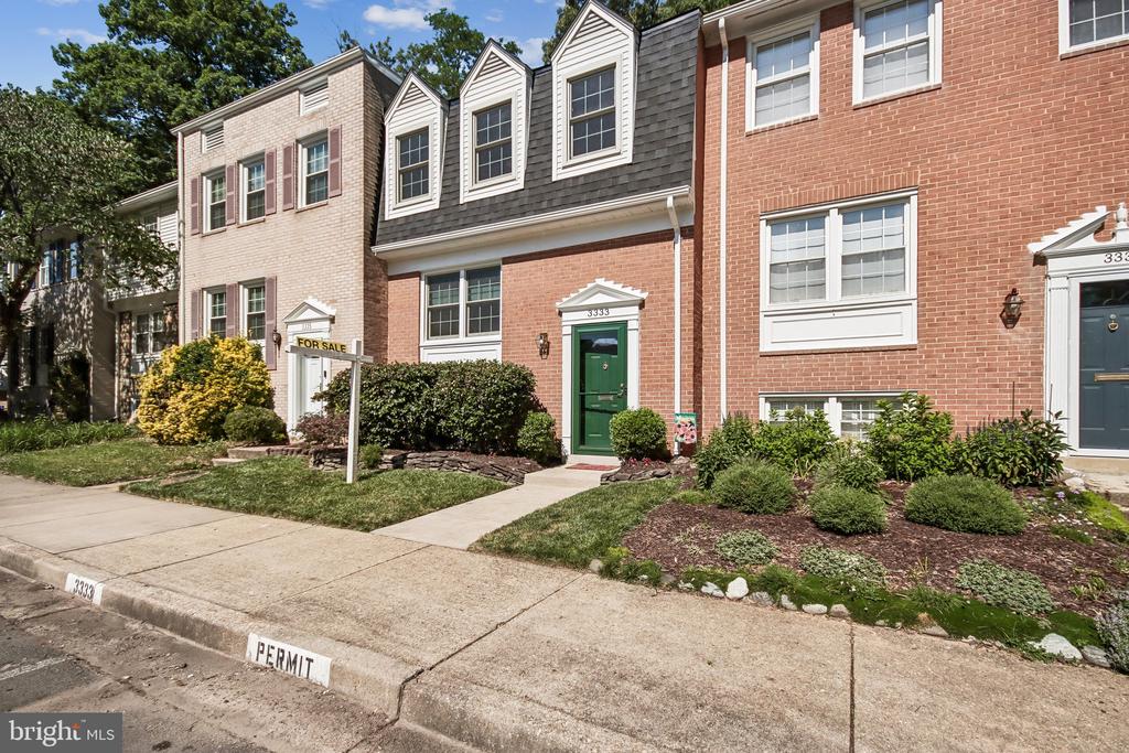 3333 BRECKENRIDGE COURT