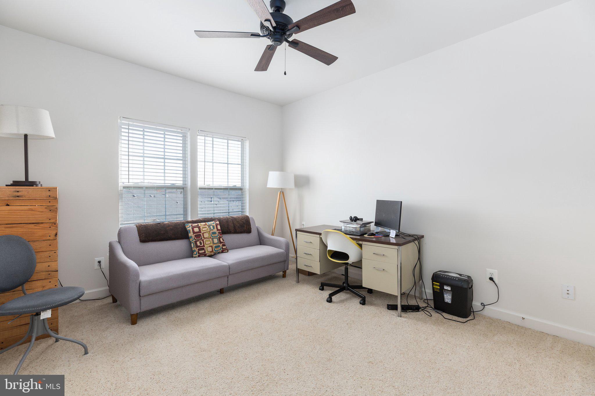 2492 Eastbourne DRIVE