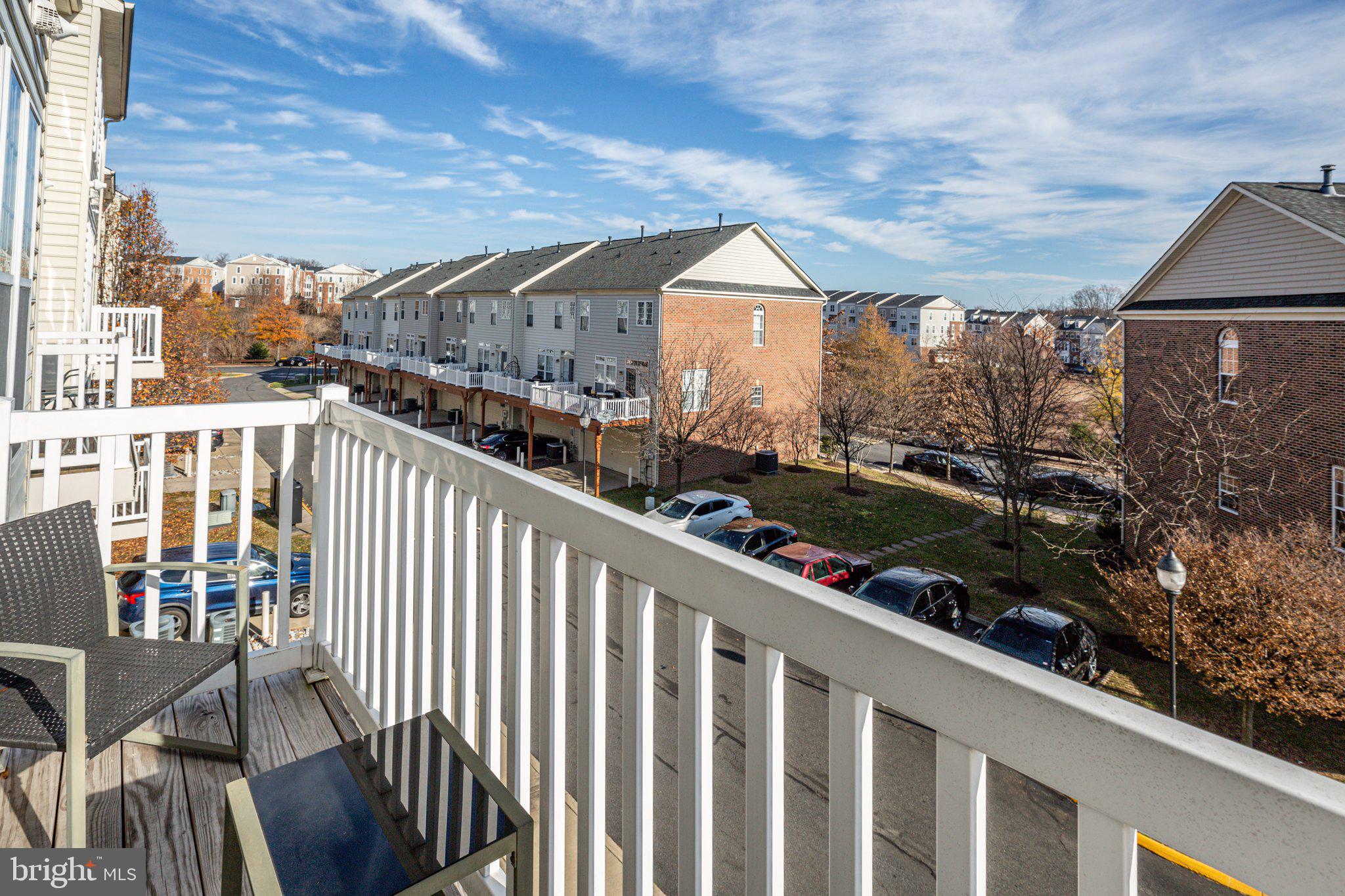 2492 Eastbourne DRIVE