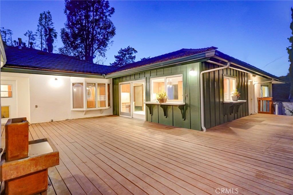 5205 Middlecrest Road