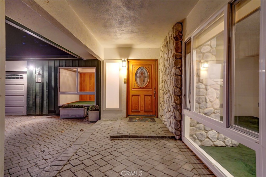 5205 Middlecrest Road